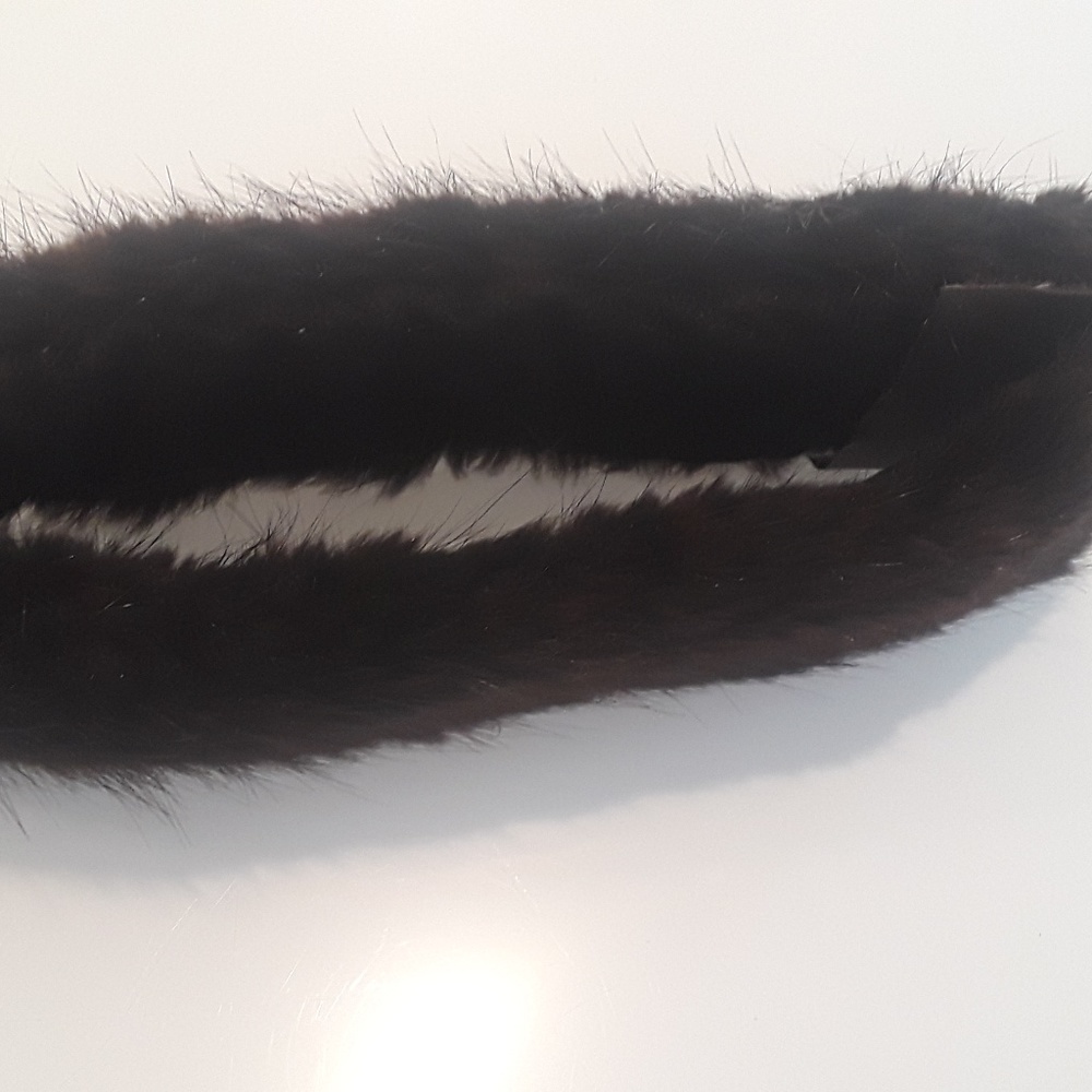 Black mink head accessory